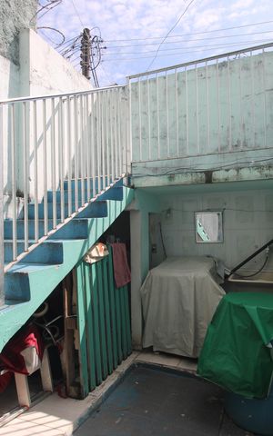 Casa à venda com 160m², 5 quartos e 3 vagasÁrea de serviço