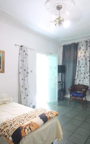 Casa à venda com 160m², 5 quartos e 3 vagasSala 2