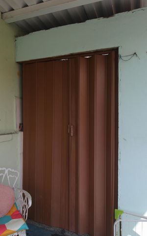 Casa à venda com 160m², 5 quartos e 3 vagasEntrada para o segundo andar - Despensa