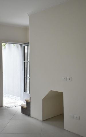 Casa à venda com 84m², 2 quartos e 1 vagaSala