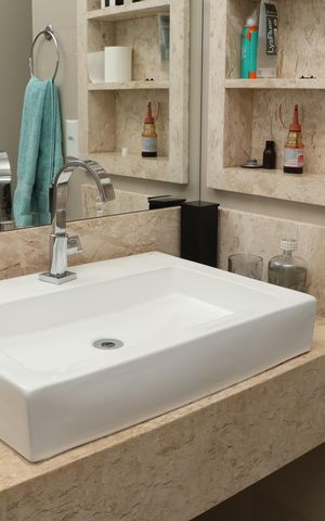 Apartamento para alugar com 350m², 5 quartos e 4 vagasBanheiro da Suíte 2