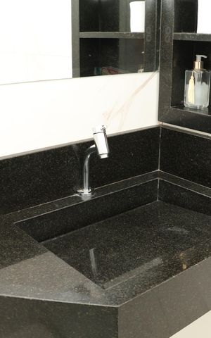 Apartamento para alugar com 350m², 5 quartos e 4 vagasBanheiro da Suíte 1
