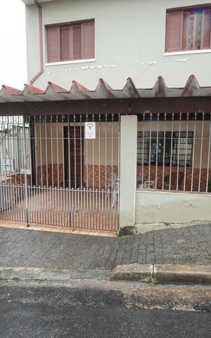 Casa à venda com 115m², 3 quartos e 1 vagaFachada
