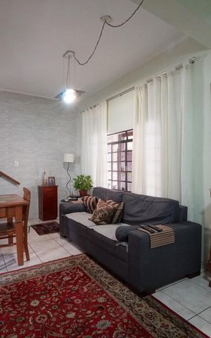 Casa à venda com 115m², 3 quartos e 1 vagaSala