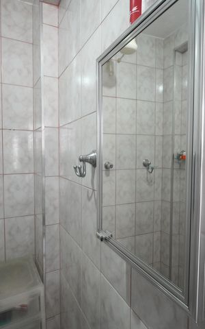 Casa à venda com 115m², 3 quartos e 1 vagaBanheiro
