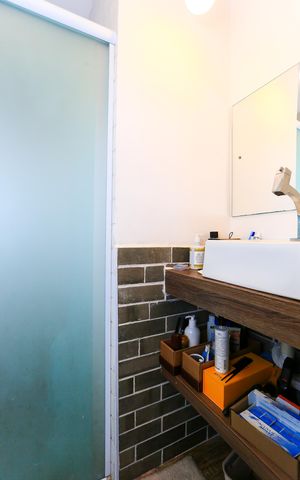 Apartamento à venda com 98m², 2 quartos e 3 vagas Apartamento à venda com 98m², 2 quartos e 3 vagasBanheiro da Suíte 1