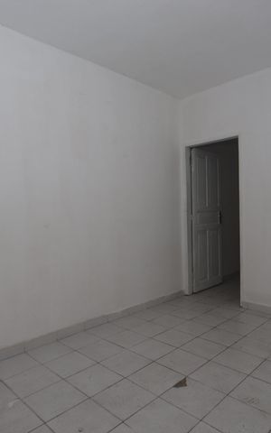 Casa à venda com 85m², 2 quartos e 1 vagaSala de baixo