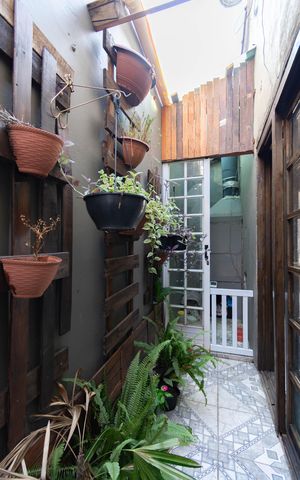 Casa à venda com 170m², 4 quartos e 1 vaga