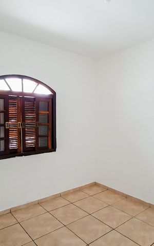 Casa à venda com 86m², 2 quartos e 2 vagasQuarto 2 - Suíte