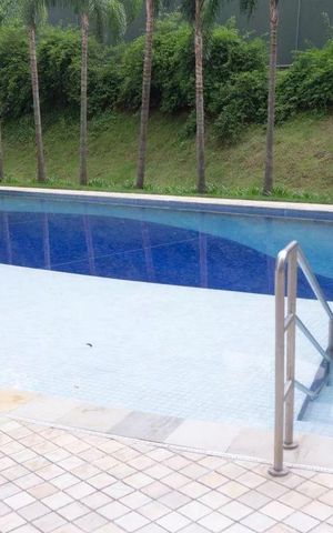 Apartamento à venda com 116m², 3 quartos e 2 vagas Apartamento à venda com 116m², 3 quartos e 2 vagasÁrea comum - Piscina