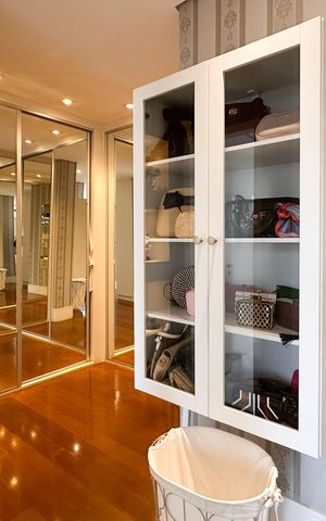 Apartamento à venda com 116m², 3 quartos e 2 vagas Apartamento à venda com 116m², 3 quartos e 2 vagasCloset da suíte