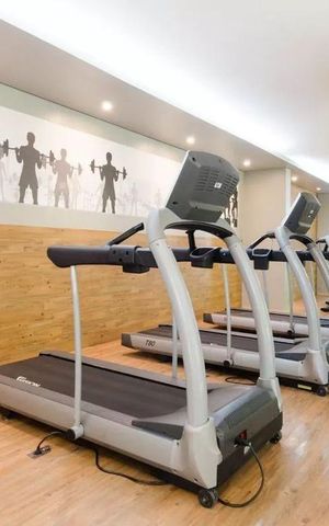 Apartamento à venda com 116m², 3 quartos e 2 vagas Apartamento à venda com 116m², 3 quartos e 2 vagasÁrea comum - Academia