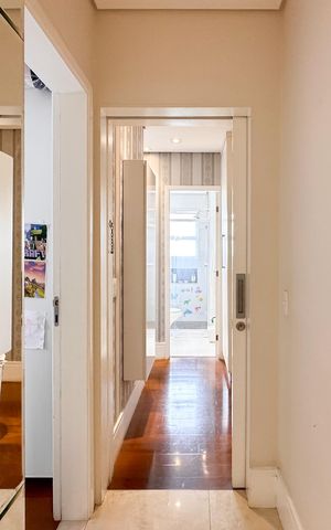 Apartamento à venda com 116m², 3 quartos e 2 vagas Apartamento à venda com 116m², 3 quartos e 2 vagasAcesso aos Quartos