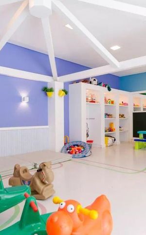 Apartamento à venda com 116m², 3 quartos e 2 vagas Apartamento à venda com 116m², 3 quartos e 2 vagasÁrea comum - Brinquedoteca