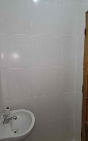 Casa para alugar com 584m², 2 quartos e sem vaga Casa para alugar com 584m², 2 quartos e sem vagaBanheiro