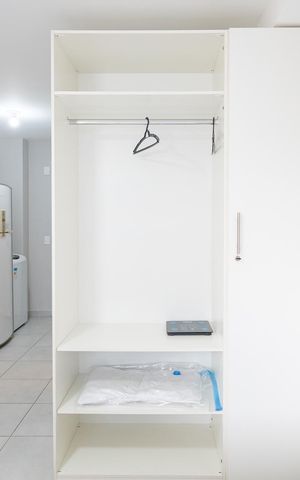 Studio para alugar com 24m², 1 quarto e sem vaga Studio para alugar com 24m², 1 quarto e sem vagaSala/Quarto
