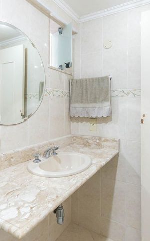 Apartamento à venda com 127m², 3 quartos e 1 vagaBanheiro