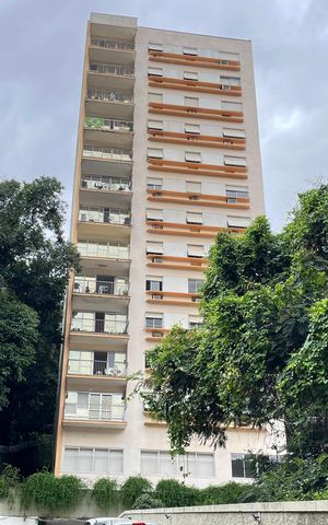 Apartamento à venda com 127m², 3 quartos e 1 vaga Apartamento à venda com 127m², 3 quartos e 1 vagaFachada