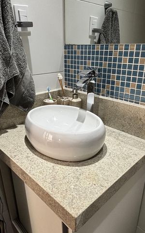 Apartamento à venda com 60m², 2 quartos e 2 vagas Apartamento à venda com 60m², 2 quartos e 2 vagasBanheiro Social