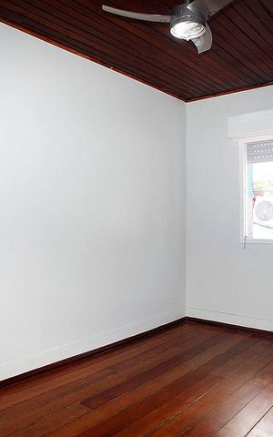 Casa à venda com 120m², 3 quartos e sem vagaSala 1