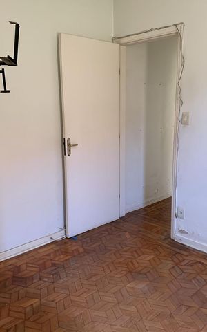Casa à venda com 348m², 5 quartos e 3 vagas Casa à venda com 348m², 5 quartos e 3 vagasQuarto