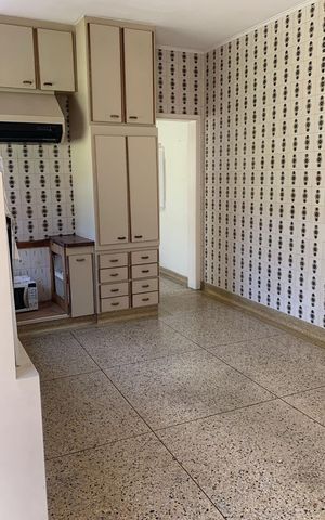 Casa à venda com 348m², 5 quartos e 3 vagas Casa à venda com 348m², 5 quartos e 3 vagasCozinha