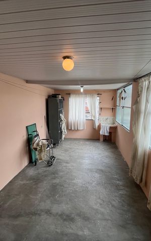 Casa à venda com 189m², 2 quartos e 1 vagaVaranda / Lavanderia