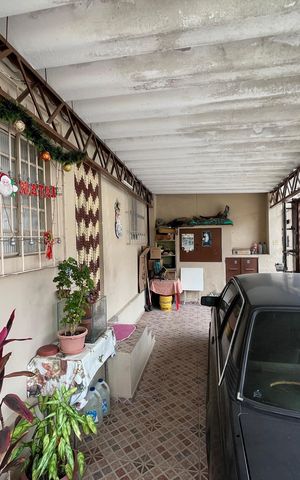 Casa à venda com 189m², 2 quartos e 1 vagaGaragem