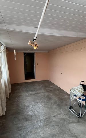 Casa à venda com 189m², 2 quartos e 1 vagaVaranda / Lavanderia