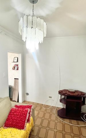 Casa à venda com 189m², 2 quartos e 1 vagaSala