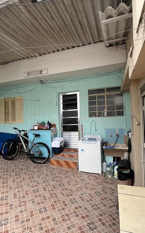 Casa à venda com 189m², 2 quartos e 1 vagaÁrea externa