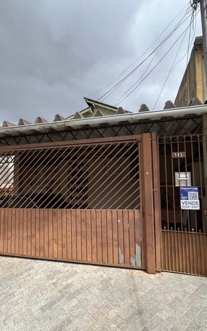 Casa à venda com 189m², 2 quartos e 1 vagaFachada/Placa