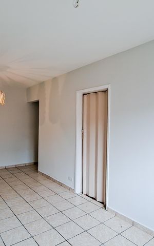 Apartamento para alugar com 66m², 2 quartos e 1 vagaSala