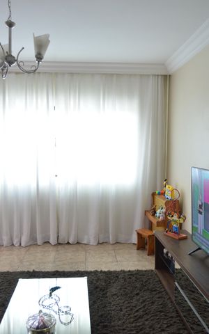 Casa à venda com 280m², 3 quartos e 4 vagasSala
