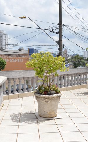 Casa à venda com 280m², 3 quartos e 4 vagasVaranda