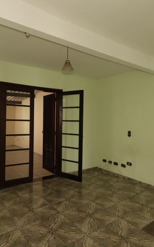 Casa à venda com 95m², 2 quartos e 1 vagaSala