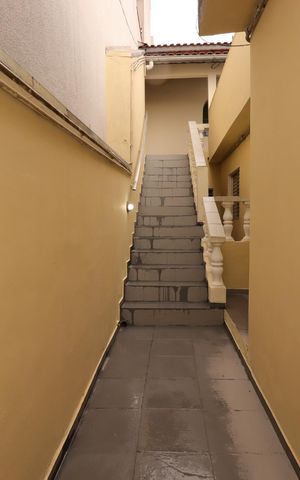 Casa à venda com 95m², 2 quartos e 1 vagaCorredor