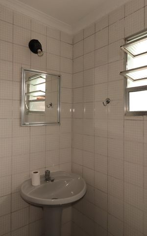 Casa à venda com 95m², 2 quartos e 1 vagaBanheiro