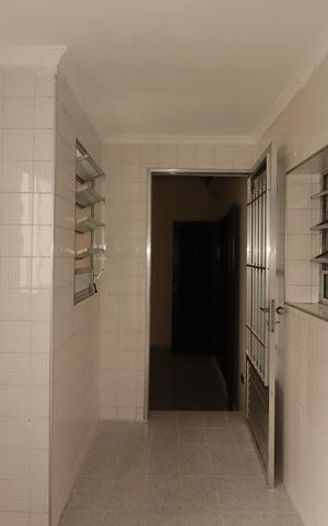 Casa à venda com 95m², 2 quartos e 1 vagaÁrea de Serviço