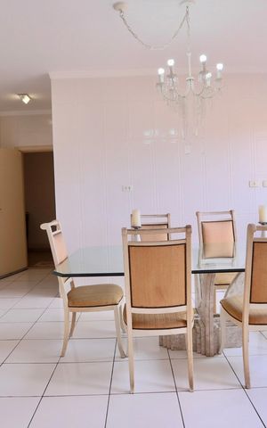 Casa à venda com 450m², 4 quartos e 6 vagasCopa