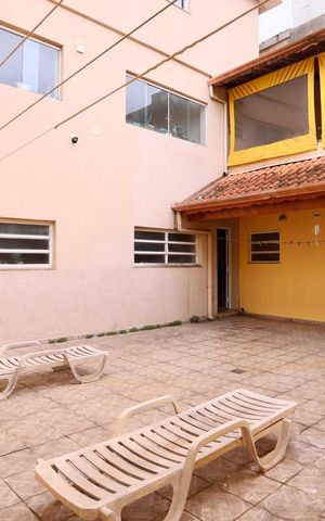 Casa à venda com 450m², 4 quartos e 6 vagasQuintal