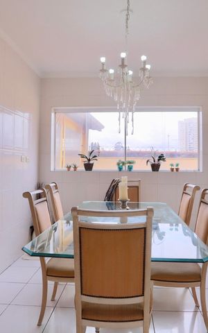 Casa à venda com 450m², 4 quartos e 6 vagasCopa