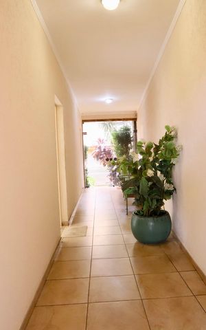 Casa à venda com 450m², 4 quartos e 6 vagasHall de entrada