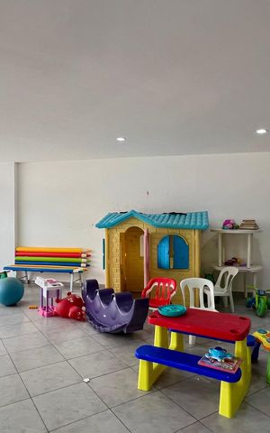 Apartamento à venda com 178m², 3 quartos e 2 vagas Apartamento à venda com 178m², 3 quartos e 2 vagasBrinquedoteca