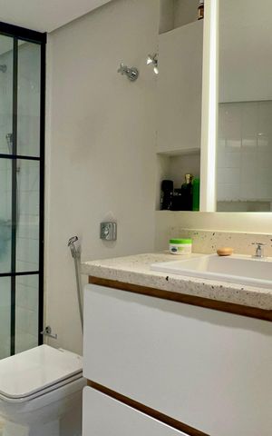 Apartamento à venda com 178m², 3 quartos e 2 vagas Apartamento à venda com 178m², 3 quartos e 2 vagasBanheiro da Suíte