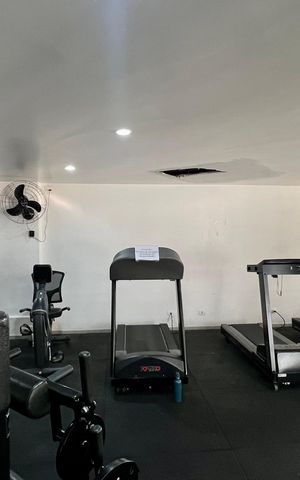 Apartamento à venda com 178m², 3 quartos e 2 vagas Apartamento à venda com 178m², 3 quartos e 2 vagasAcademia