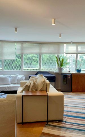Apartamento à venda com 178m², 3 quartos e 2 vagas Apartamento à venda com 178m², 3 quartos e 2 vagasSala