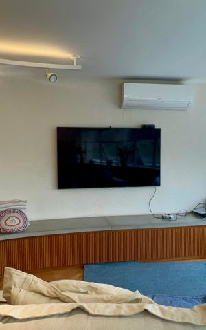 Apartamento à venda com 178m², 3 quartos e 2 vagas Apartamento à venda com 178m², 3 quartos e 2 vagasSala de TV
