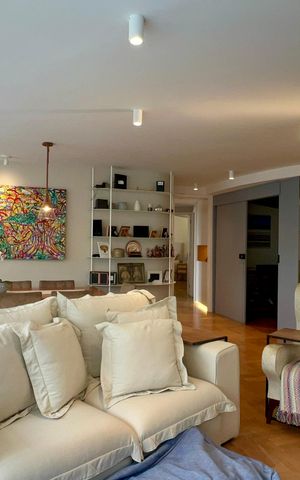 Apartamento à venda com 178m², 3 quartos e 2 vagas Apartamento à venda com 178m², 3 quartos e 2 vagasSala de TV
