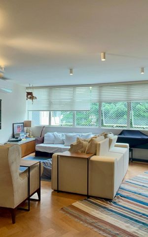 Apartamento à venda com 178m², 3 quartos e 2 vagas Apartamento à venda com 178m², 3 quartos e 2 vagasSala de Jantar